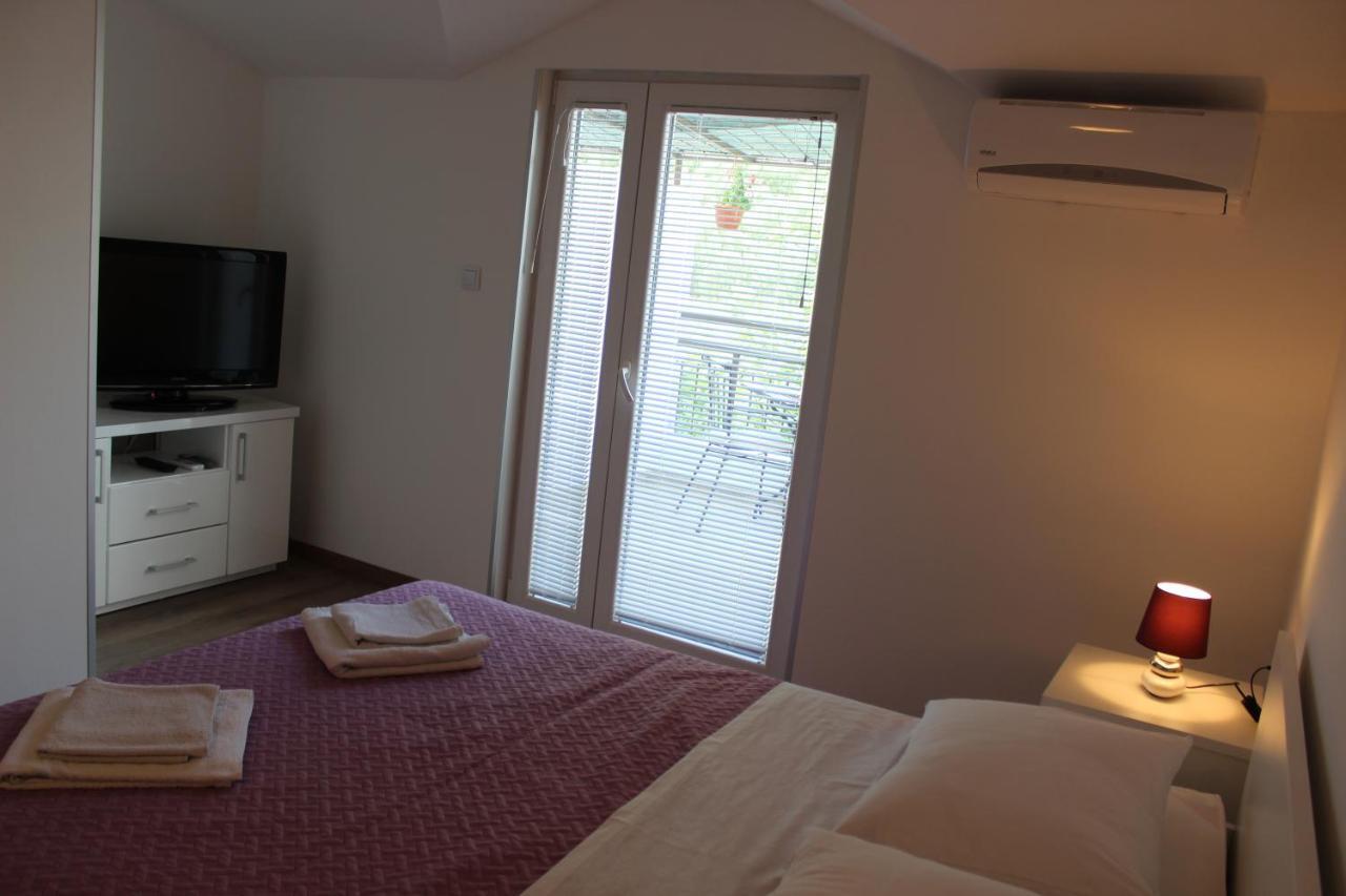 Apartments Mateljak Gradac  Habitación foto