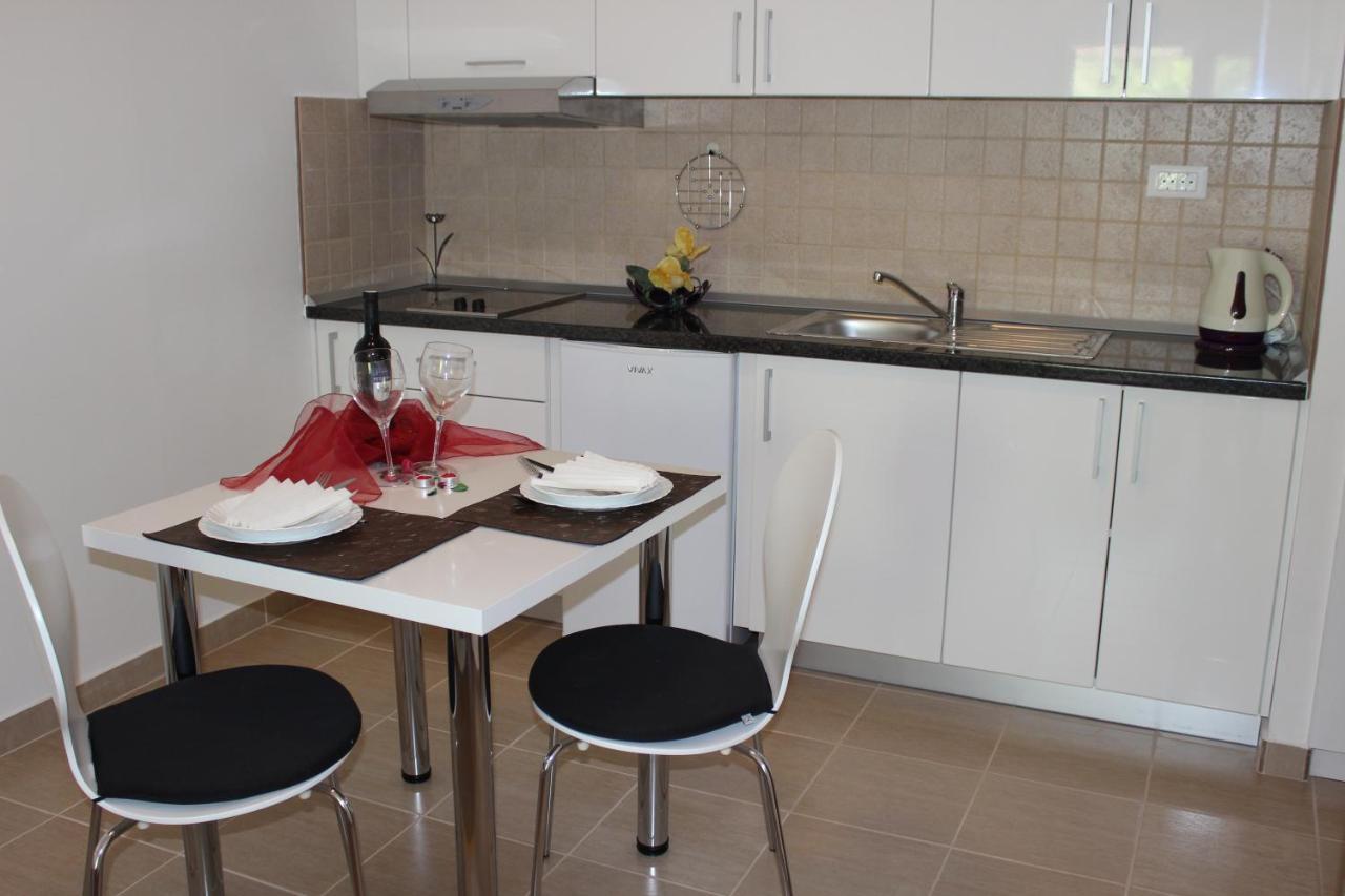 Apartments Mateljak Gradac  Habitación foto